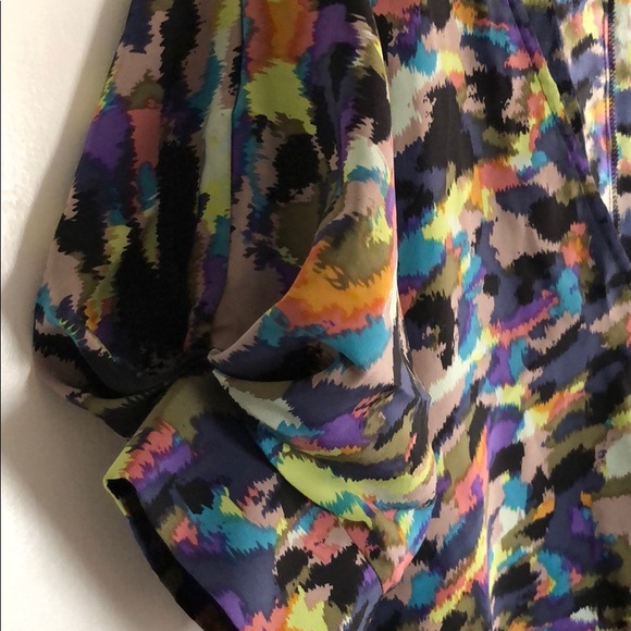 Anthropologie/ Corey Lynn Calter Size 2 blouse. - Picture 4 of 4